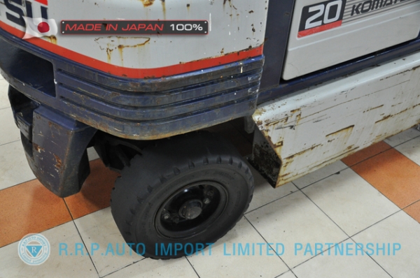 ขายรถโฟล์คลิฟท์มือสอง KOMATSU รุ่น FG20-252967 นำเข้าจากประเทศญี่ปุ่น 100\% ไม่เคยใช้งานในไทย