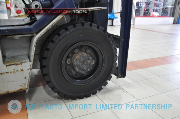 ขายรถโฟล์คลิฟท์มือสอง KOMATSU รุ่น FG20-252967 นำเข้าจากประเทศญี่ปุ่น 100\% ไม่เคยใช้งานในไทย