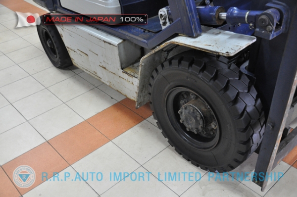 ขายรถโฟล์คลิฟท์มือสอง KOMATSU รุ่น FG20-252967 นำเข้าจากประเทศญี่ปุ่น 100\% ไม่เคยใช้งานในไทย