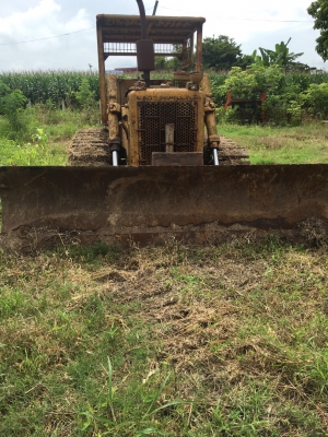 ขายรถแทรกเตอร์ ยี่ห้อcaterpillar รุ่นD6B รถใช้งานได้ ช่วงล่างดี ขาย330000บ.