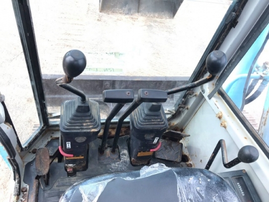 ขายรถแบคโฮ KOMATSU PC50UU-1 รถนอกนำเข้าจากญี่ปุ่น สภาพสวยพร้อมใช้ มีVDOการทำงานครับ