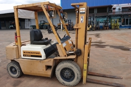 ขายรถโฟล์คลิฟท์ KOMATSU FG20-8 (สภาพดี)