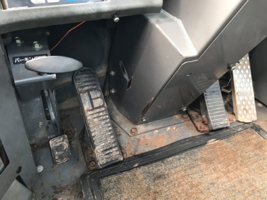 ขายรถตักล้อยาง KOMATSU WA100-3E แขนยาวพิเศษ รถนอกนำเข้าจากญี่ปุ่น สภาพสวยพร้อมใช้ มีVDOการทำงานครับ ขายรถตักล้อยาง KOMATSU WA100-3E แขนยาวพิเศษ รถนอกนำเข้าจากญี่ปุ่น สภาพสวยพร้อมใช้ มีVDOการทำงานครับ