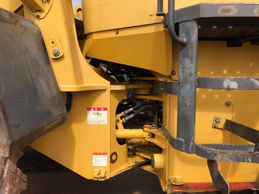 ขายรถตักล้อยาง KOMATSU WA100-3E แขนยาวพิเศษ รถนอกนำเข้าจากญี่ปุ่น สภาพสวยพร้อมใช้ มีVDOการทำงานครับ ขายรถตักล้อยาง KOMATSU WA100-3E แขนยาวพิเศษ รถนอกนำเข้าจากญี่ปุ่น สภาพสวยพร้อมใช้ มีVDOการทำงานครับ