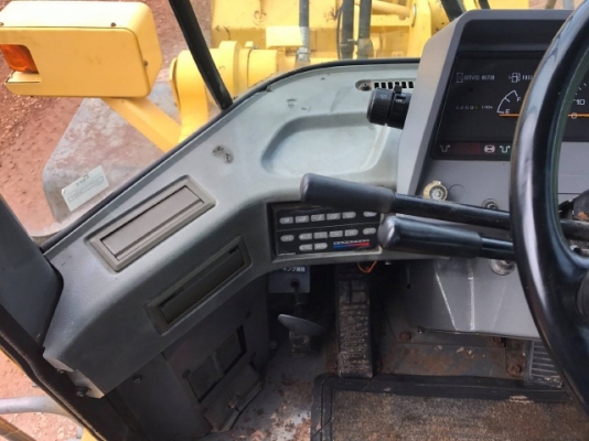 ขายรถตักล้อยาง KOMATSU WA100-3E แขนยาวพิเศษ รถนอกนำเข้าจากญี่ปุ่น สภาพสวยพร้อมใช้ มีVDOการทำงานครับ ขายรถตักล้อยาง KOMATSU WA100-3E แขนยาวพิเศษ รถนอกนำเข้าจากญี่ปุ่น สภาพสวยพร้อมใช้ มีVDOการทำงานครับ