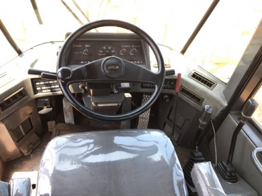 ขายรถตักล้อยาง KOMATSU WA100-3E แขนยาวพิเศษ รถนอกนำเข้าจากญี่ปุ่น สภาพสวยพร้อมใช้ มีVDOการทำงานครับ ขายรถตักล้อยาง KOMATSU WA100-3E แขนยาวพิเศษ รถนอกนำเข้าจากญี่ปุ่น สภาพสวยพร้อมใช้ มีVDOการทำงานครับ