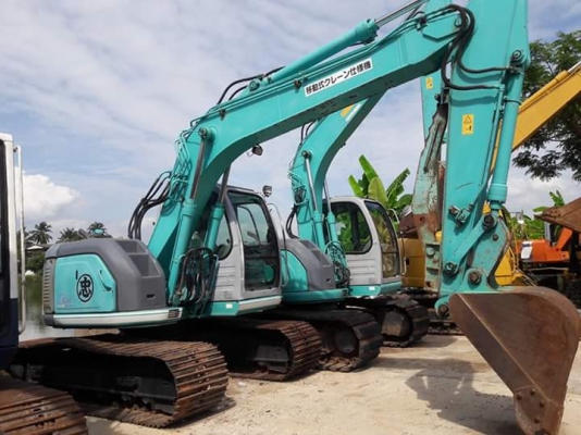 ขายKOBELCO SK135SR-1E  YY02  เก่าญี่ปุ่นแท้  มีลายแย๊ก  เครื่องปั๊มดี  แทรค  70  สภาพสวย  พร้อมใช้  โทร  089-3818694  ดวงนภา