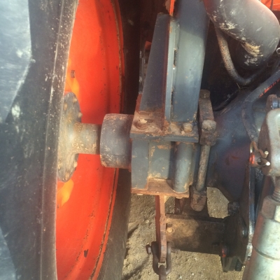 รถไถ KUBOTA 7040  ,  2 เพลา.  ,  ( มีขาย 2 คัน. )     สนใจติดต่อ  081 - 9706989 รถไถ KUBOTA 7040  ,  2 เพลา.  ,  ( มีขาย 2 คัน. )     สนใจติดต่อ  081 - 9706989