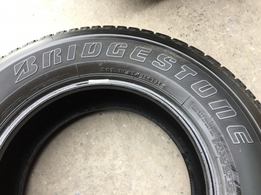 ยาง Bridgstone 245-70-16 ปี 16 ครบชุด 4 เส้น 8000 สวยๆไม่บวมไม่กินข้างดอกยางเหลือเยอะเอาไปวิ่งกันใด้อีกยาวค่ะ ยาง Bridgstone 245-70-16 ปี 16 ครบชุด 4 เส้น 8000 สวยๆไม่บวมไม่กินข้างดอกยางเหลือเยอะเอาไปวิ่งกันใด้อีกยาวค่ะ