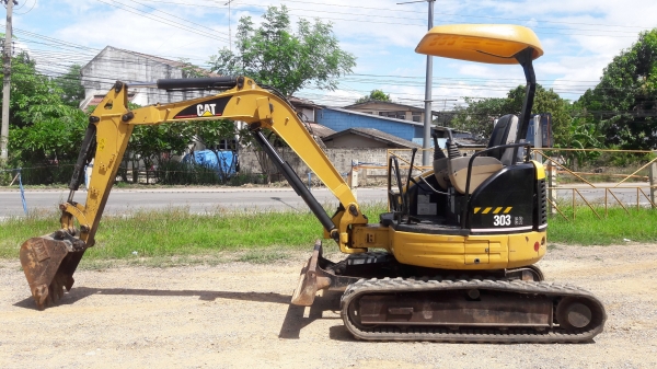 รถขุด CAT 303CR เก่าญี่ปุ่น