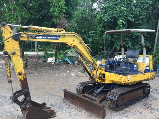 ขายรถขุดเล็ก แบคโครเล็กkomatsu pc30-6สภาพพร้อมทำงาน