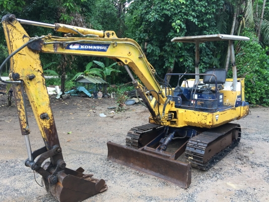 ขายรถขุดเล็ก แบคโครเล็กkomatsu pc30-6สภาพพร้อมทำงาน