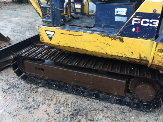 ขายรถขุดเล็ก แบคโครเล็กkomatsu pc30-6สภาพพร้อมทำงาน