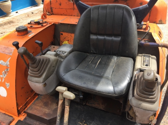 ขายรถขุดเล็ก แบคโครเล็ก hitachi ex35 ขายรถขุดเล็ก แบคโครเล็ก hitachi ex35