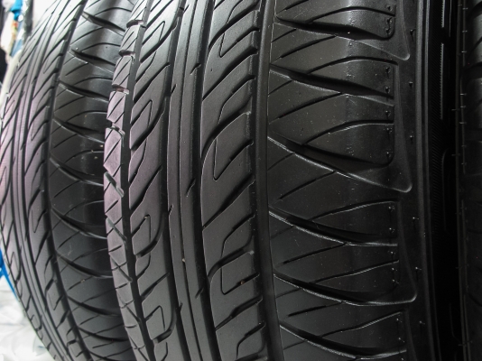 ขายยาง Dunlop Grandtrek PT2 265/65R17 สวยๆครับ