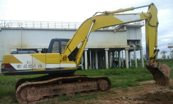 ขายรถขุดแบ็คโคSK200-3มาร์คทรี ไฟฟ้าครบ อินวอยซ์ เอวแน่นบูมสวยพร้อมใช้งาน