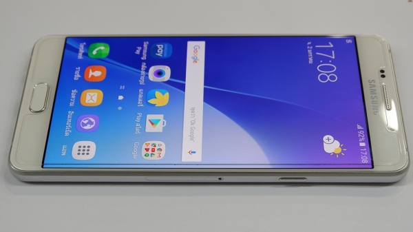 Samsung Galaxy A7 2016 สีขาว สภาพใหม่ มีประกันศูนย์ถึง ต.ค.60 ส่งฟรี Samsung Galaxy A7 2016 สีขาว สภาพใหม่ มีประกันศูนย์ถึง ต.ค.60 ส่งฟรี