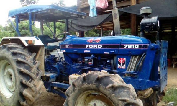 ขายรถไถFORD 6610