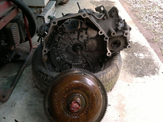ขายเกียร์ของ Honda accord 94 เครื่อง F22B auto ขายเกียร์ของ Honda accord 94 เครื่อง F22B auto