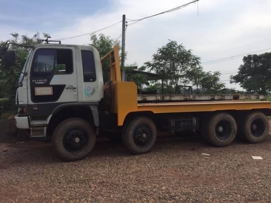 ขาย 835,000 บาท HINO FM3M 12 ล้อ เครื่อง EM100-220 แรง สโลว์กลาง หัวบาง ยางดี คัสชีสวย หางเหล็กไอบีม ขาย 835,000 บาท HINO FM3M 12 ล้อ เครื่อง EM100-220 แรง สโลว์กลาง หัวบาง ยางดี คัสชีสวย หางเหล็กไอบีม