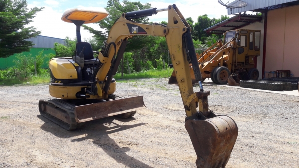 รถขุด CAT 303CR เก่าญี่ปุ่น รถขุด CAT 303CR เก่าญี่ปุ่น