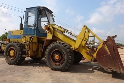 ขายรถตักล้อยาง KOBELCO LK500 (สภาพดีมาก) ขายรถตักล้อยาง KOBELCO LK500 (สภาพดีมาก)