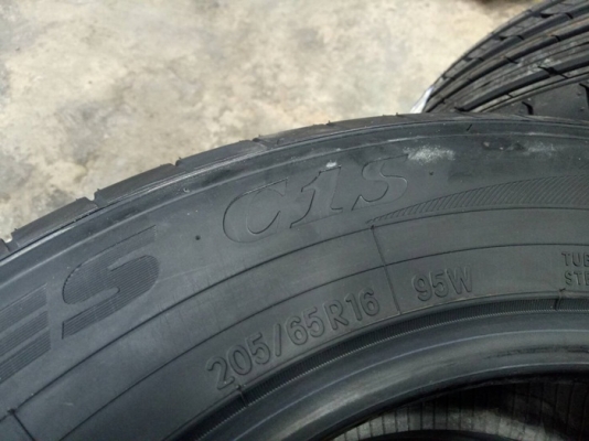 TOYO C1S 205/65R16 ยางญี่ปุ่น เส้นละ 4,100 บาท TOYO C1S 205/65R16 ยางญี่ปุ่น เส้นละ 4,100 บาท