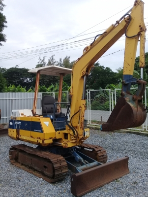 ต้องการขายรถขุดยี่ห้อ KOMATSU-PC20-6 รถนอกนำเข้าจากญี่ปุ่น