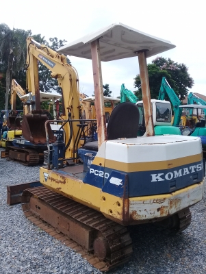 ต้องการขายรถขุดยี่ห้อ KOMATSU-PC20-6 รถนอกนำเข้าจากญี่ปุ่น