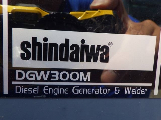 เครื่องปั้นไฟ 10kVA + เครื่องเชื่อมสนาม Shindaiwa รุ่น DGW300M ของใหม่ นำเข้าเองจากญี่ปุ่น เครื่องปั้นไฟ 10kVA + เครื่องเชื่อมสนาม Shindaiwa รุ่น DGW300M ของใหม่ นำเข้าเองจากญี่ปุ่น