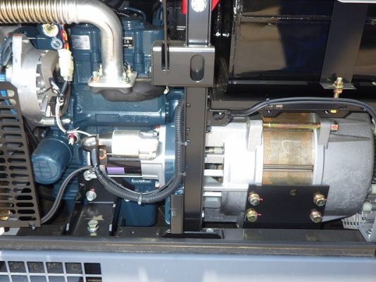 เครื่องปั้นไฟ 10kVA + เครื่องเชื่อมสนาม Shindaiwa รุ่น DGW300M ของใหม่ นำเข้าเองจากญี่ปุ่น เครื่องปั้นไฟ 10kVA + เครื่องเชื่อมสนาม Shindaiwa รุ่น DGW300M ของใหม่ นำเข้าเองจากญี่ปุ่น