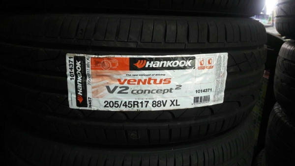ขายยางใหม่ปี17 hankook (v2) 205/45r17 สนใจติดต่อร้าน ก.เจริญการยางครับ 081-3747940
