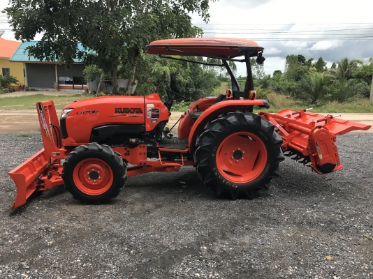 ขายรถไถคูโบต้า L4708DT ใช้งาน 762 ชั่วโมง อุปกรณ์ใบดันหน้าและโลเตอร์รีจอบหมุน ราคา 398,000 บาท รถสวย ทุกระบบสมบูรณ์ สนใจโทร 081-9136451 ขอดูรูปเพิ่มเติมได้ทาง line:bow6451 ค่ะ  ราคาพร้อมจัดส่งฟรีค่ะ