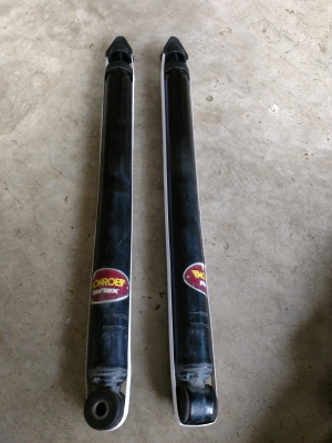 ขออนุญาตขายช๊อคอัพ Monroe Reflex คู่หลัง สำหรับ ฟอร์ด Focus ปี 2006 - 2009 ครับผม ขออนุญาตขายช๊อคอัพ Monroe Reflex คู่หลัง สำหรับ ฟอร์ด Focus ปี 2006 - 2009 ครับผม