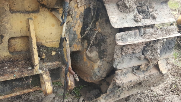 ขายตามสภาพ แทรคเตอร์ CAT D6C เครื่องอุปกรณ์ขาดตามรูป เกียร์ ช่วงล่างครบ เอกสารใบซื้อขาย ราคาต่อรองได้ ขายตามสภาพ แทรคเตอร์ CAT D6C เครื่องอุปกรณ์ขาดตามรูป เกียร์ ช่วงล่างครบ เอกสารใบซื้อขาย ราคาต่อรองได้