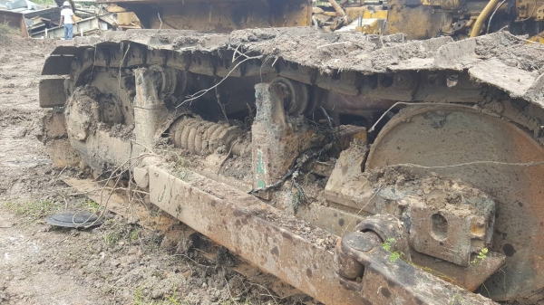 ขายตามสภาพ แทรคเตอร์ CAT D6C เครื่องอุปกรณ์ขาดตามรูป เกียร์ ช่วงล่างครบ เอกสารใบซื้อขาย ราคาต่อรองได้ ขายตามสภาพ แทรคเตอร์ CAT D6C เครื่องอุปกรณ์ขาดตามรูป เกียร์ ช่วงล่างครบ เอกสารใบซื้อขาย ราคาต่อรองได้