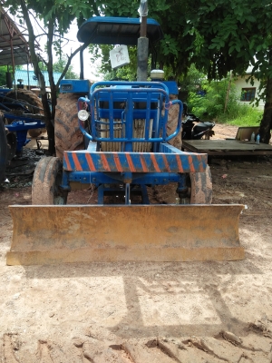 ขายรถไถฟอร์ดF6610 มีเล่มทบ.