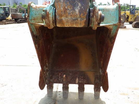 ขาย รถเเม็คโคร ยี่ห้อ KOBELCO รุ่น SK135SR