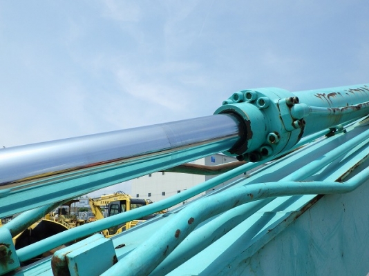 ขาย รถเเม็คโคร ยี่ห้อ KOBELCO รุ่น SK135SR