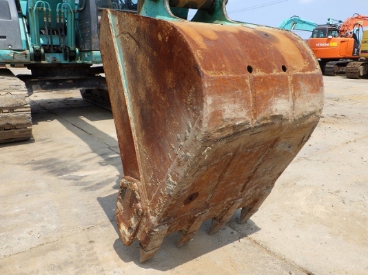 ขาย รถเเม็คโคร ยี่ห้อ KOBELCO รุ่น SK135SR