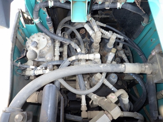 ขาย รถเเม็คโคร ยี่ห้อ KOBELCO รุ่น SK135SR