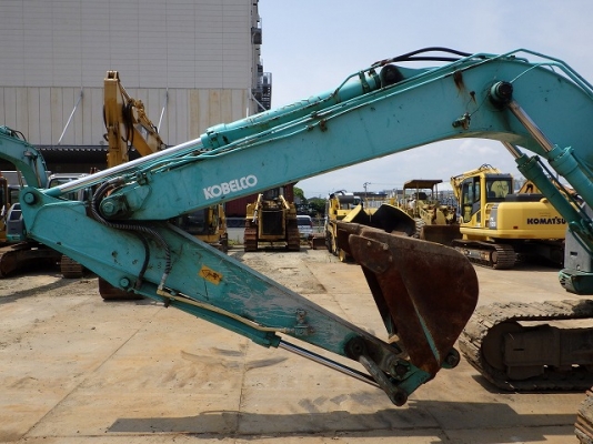 ขาย รถเเม็คโคร ยี่ห้อ KOBELCO รุ่น SK135SR