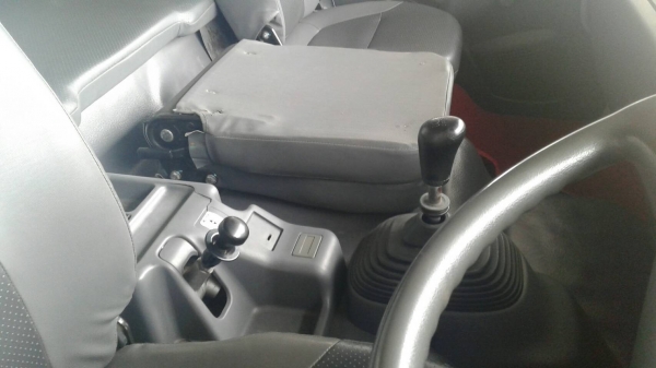 10ล้อดั้ม ISUZU DECA 360 ปี55ดั้มสามมิตร วิ่ง300000ก.ม มีระบบลลากพ่วง(ขายเฉาะแม่)จัดแน็นใด้2ล้าน