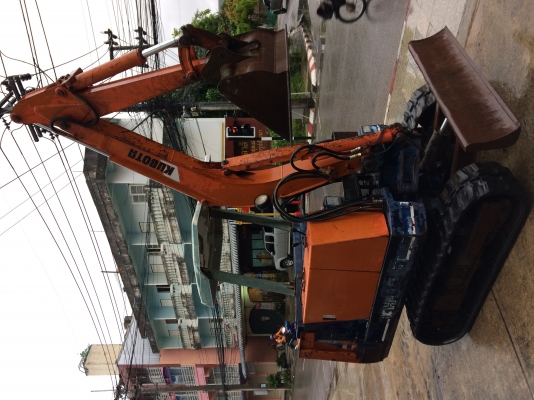แบคโฮ KUBOTA KH-026