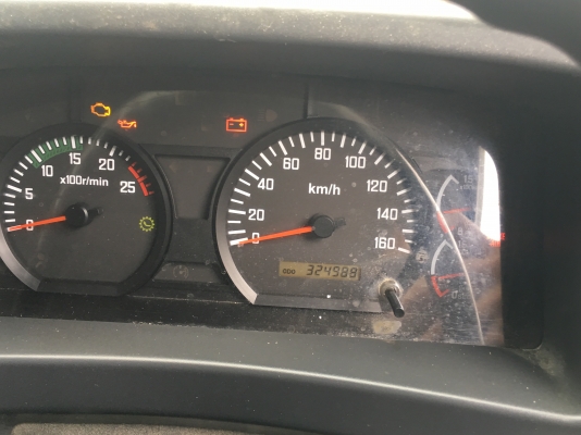 พ่วง 22 ล้อ ISUZU FXZ360 ปี 56 กระบะอลูมิเนียม-ดั้ม อู่ ชัยเจริญ ไมล์ 320,000 กม . ราคา 2.7 ล้านต่อรอง