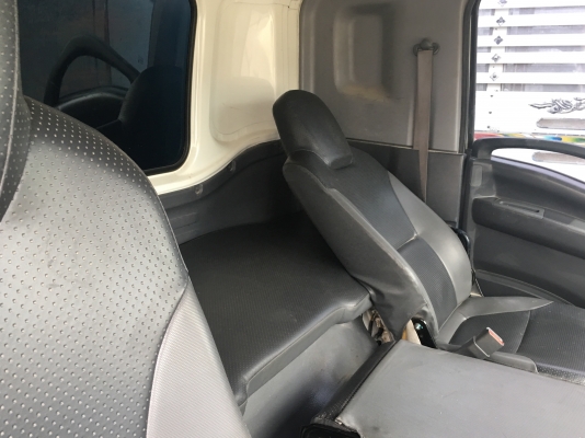 พ่วง 22 ล้อ ISUZU FXZ360 ปี 56 กระบะอลูมิเนียม-ดั้ม อู่ ชัยเจริญ ไมล์ 320,000 กม . ราคา 2.7 ล้านต่อรอง