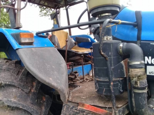 ขาย 635,000 บาท NEWHOLLAND TS90 สองเพลา. เครื่องดี เกียร์ดี หางไม่ตก  (ใบมีด-หาง 3) เอกสารเล่มทะเบียน.   รถอยู่ จ.ยโสธร โทร&ไอดีไลน์ 0610710295 ขาย 635,000 บาท NEWHOLLAND TS90 สองเพลา. เครื่องดี เกียร์ดี หางไม่ตก  (ใบมีด-หาง 3) เอกสารเล่มทะเบียน.   รถอยู่ จ.ยโสธร โทร&ไอดีไลน์ 0610710295