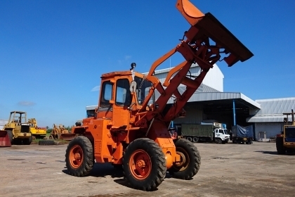 ขายรถตักล้อยาง MITSUBISHI WS3 มีใบดัน(สภาพดี)