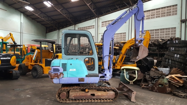 ขาย รถขุด HITACHI รุ่น EX35 มือสองญี่ปุ่น  แทรกเหล็ก หัวเก๋งสวย สลักบูทเอวแน่น  100\% ทำงานไว ระบบดี พร้อมใช้งาน มือถือ/LINE ID : 0818753444