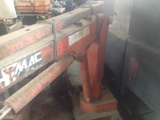 ขาย เครน ตั้ง บนรถ หรือ ติดตั้ง คัดแปลง ใช้ยกของ 1ตันได้ ใช้ไฟ 24โวล   ใช้งานได้เลย ขาย30000